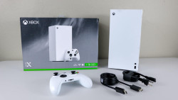 Игровая консоль (приставка) Microsoft Xbox Series X Digital Edition
