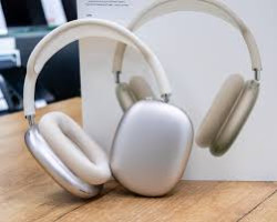 Наушники Apple AirPods Max (с разъёмом USB Type-C, звездный свет)